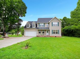 7116 Adams Rd, Powell, TN 37849