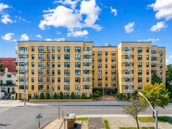 200 Corbin Pl APT 5W, Brooklyn, NY 11235