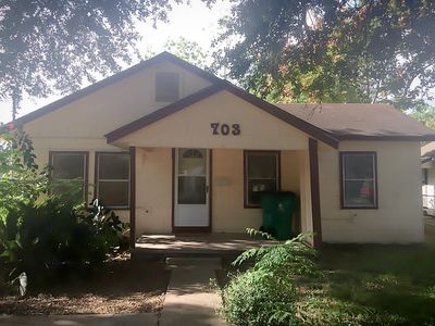 703 Hayden St, El Campo, TX, 77437