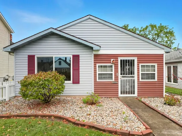 4030 Robinwood Dr, Fort Wayne, IN 46806