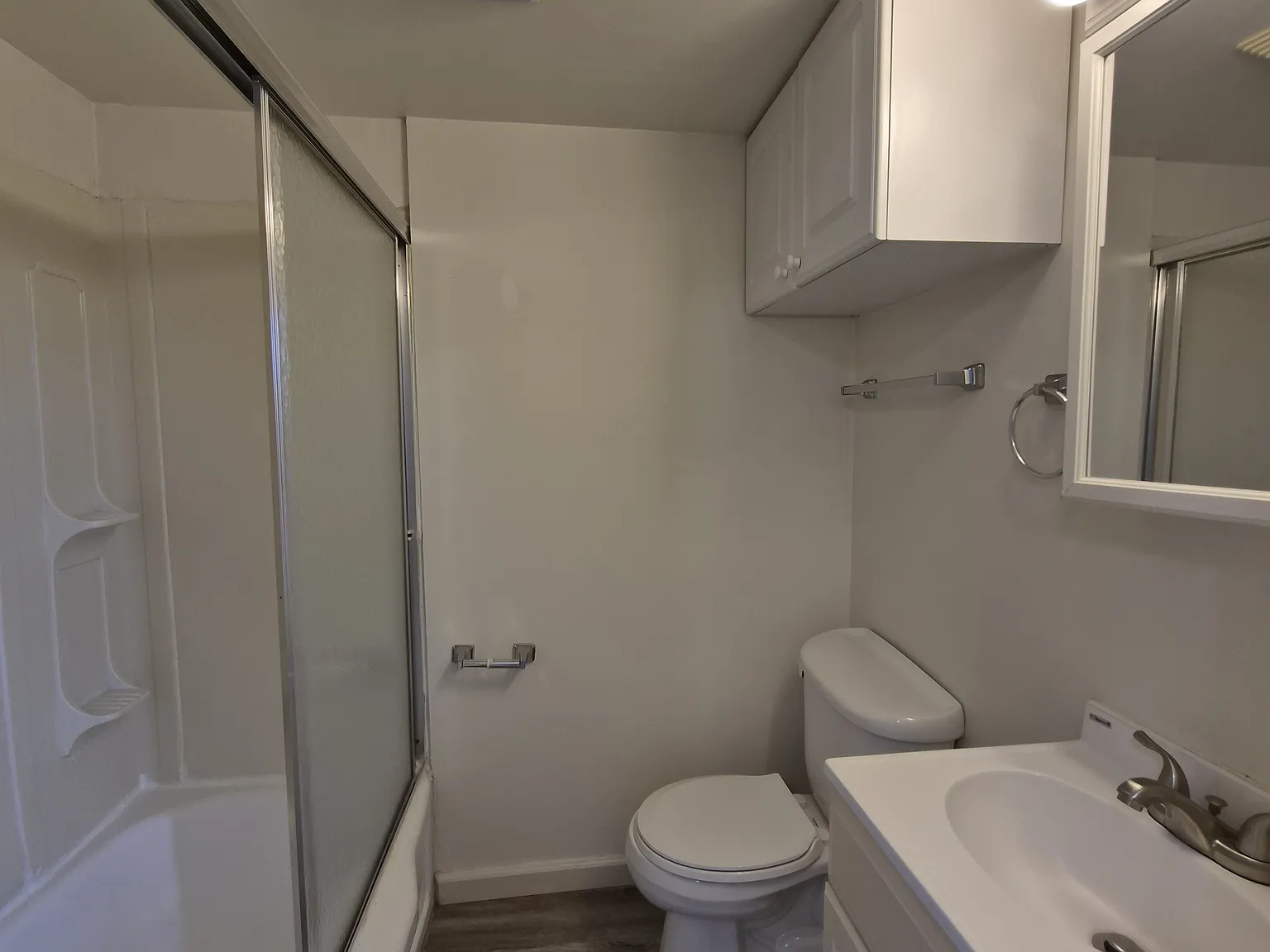 535 Gross St — Photo 4