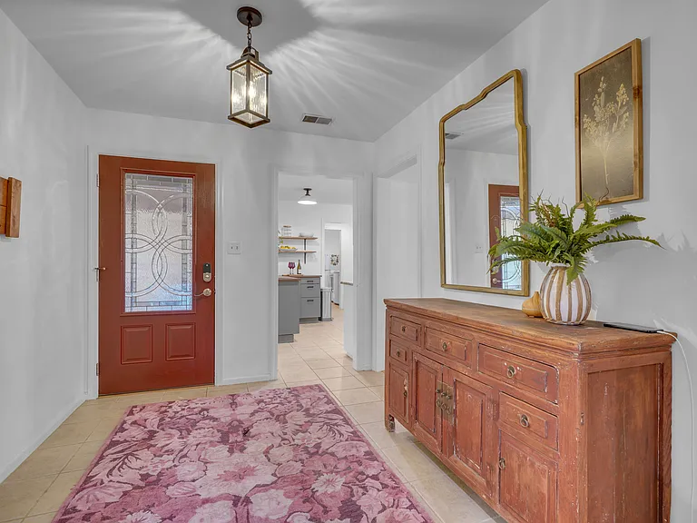 Entryway/Foyer