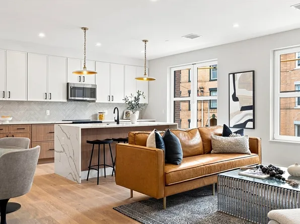 27 Guild St #302, Roxbury, MA 02119