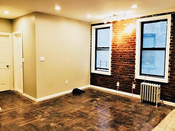 5th image of 2588 Creston Ave APT 43