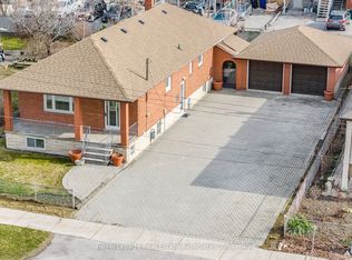 5 Rosewood Ave, Toronto, ON M8Z 1X3