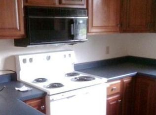 843 Fisher Rd, Dartmouth, MA 02747