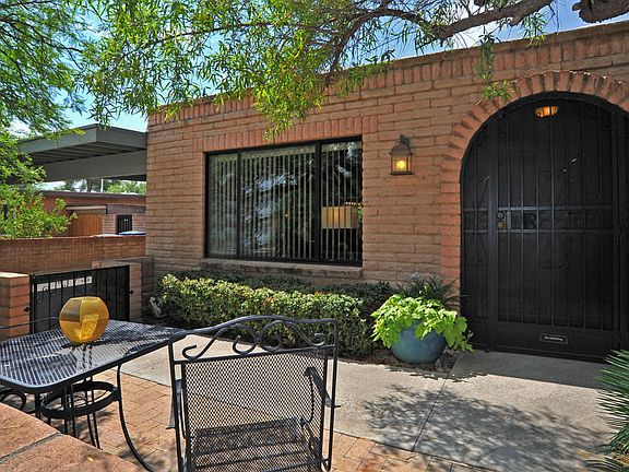 3rd image of 9034 E Calle Bogota