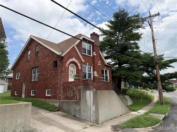 5207 Weber Rd, Saint Louis, MO 63123