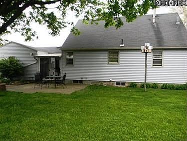 3rd image of 117 Ohio Ave
