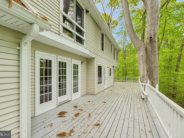 12203 Ashley Ct — Photo 13