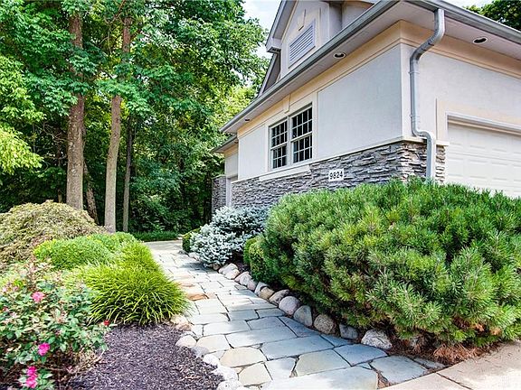 4th image of 9824 Creek Bend Way
