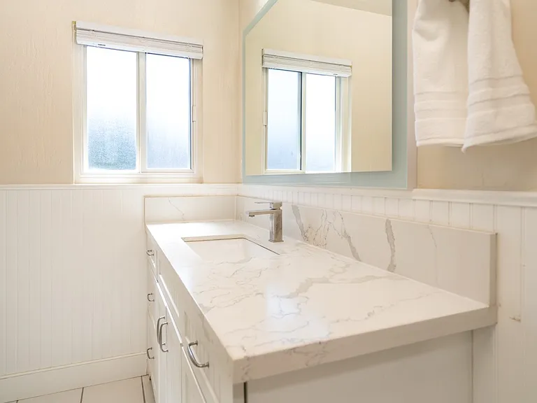 1078 Fairfield Ave — Photo 21