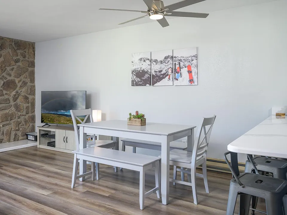 Unit Photo