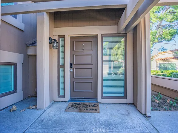 452 Pinehurst Ct, Fullerton, CA 92835