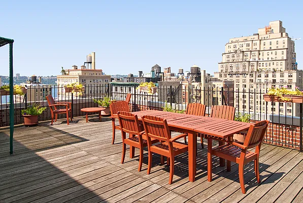 Sold by Brown Harris Stevens | media 20