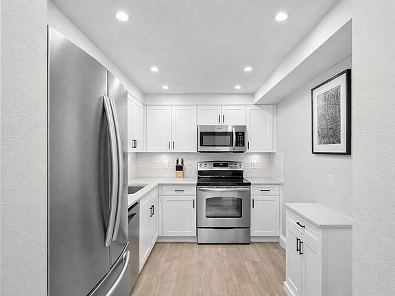 5th image of 4511 S Ocean Boulevard #106