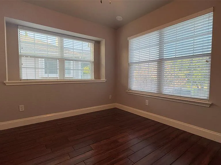 1900 Scofield Ridge Pkwy #5501 — Photo 9