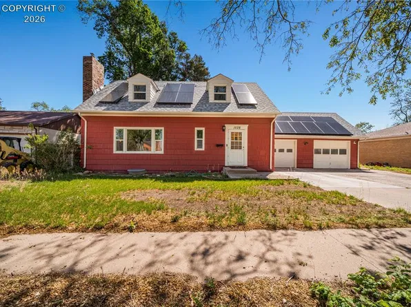 1528 Alexander Cir, Pueblo, CO 81001