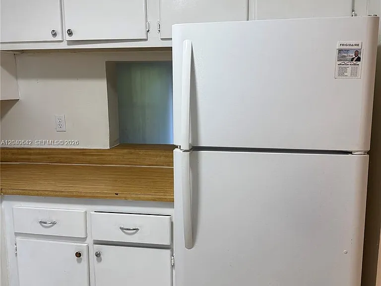 7900 S Colony Cir S #207 — Photo 3