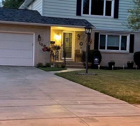 2nd image of 108 Ayrault Dr