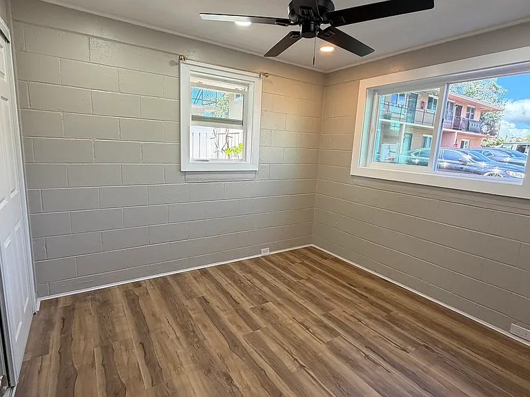 264 California Ave #4 — Photo 3
