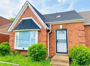 5866 Sunny Morning Dr, Memphis, TN 38141