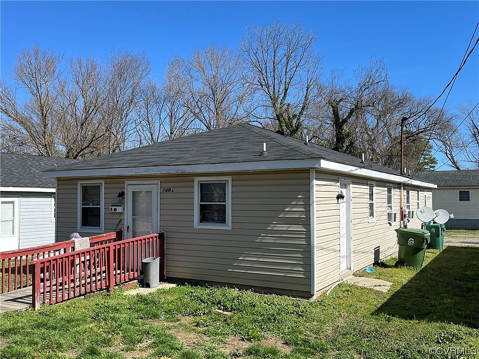 2nd image of 749 & 749B Mount Airy St