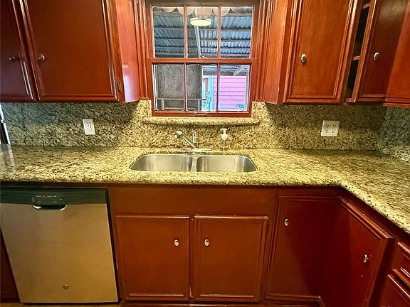 5th image of 4614 44th St #4614