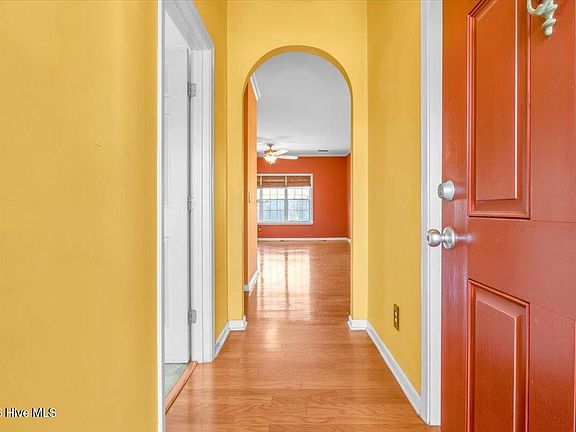 3rd image of 1505 Idlewood Court