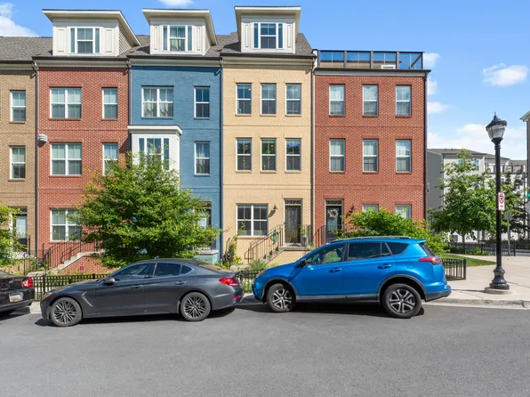 12723 Vuillard St, Silver Spring, MD 20906