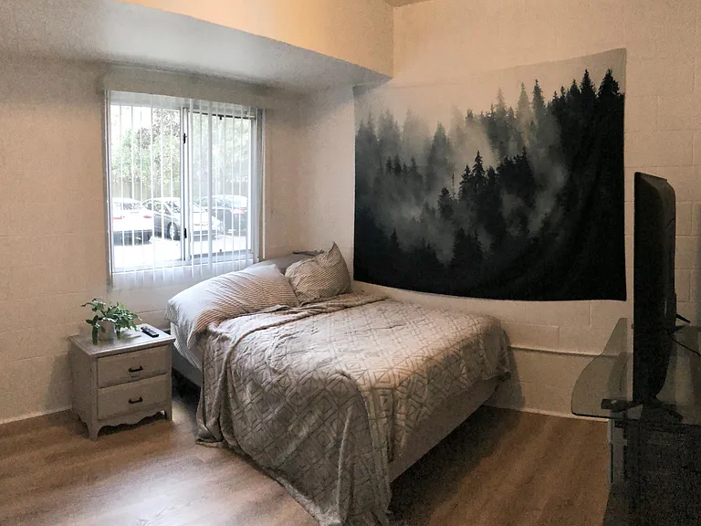 2515 SW 35th Pl #110 — Photo 12