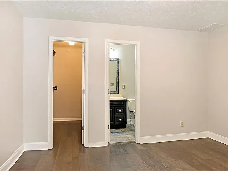 5345 Sugar Ridge Dr — Photo 10