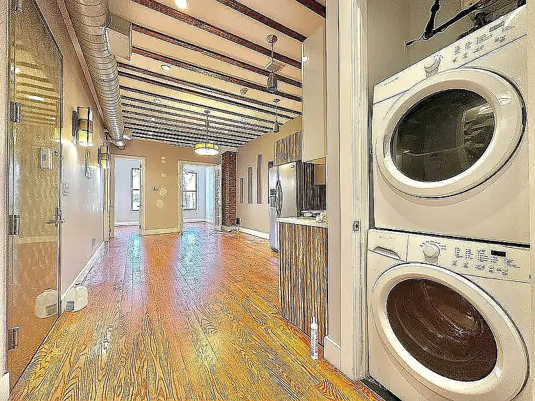 1170 Halsey St #19 — Photo 4