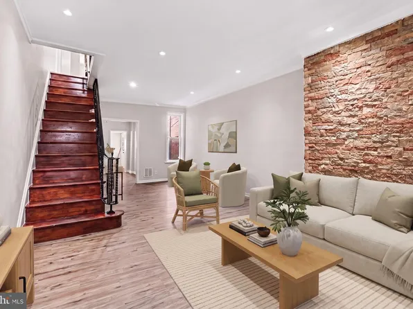 3162 Cedar St, Philadelphia, PA 19134