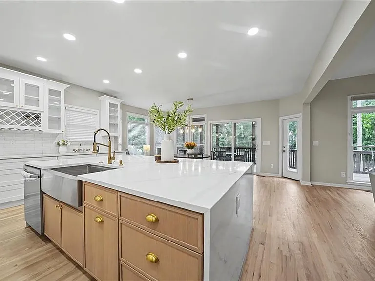 195 Brightmore Way — Photo 14