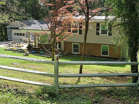 5th image of 1490 Marriottsville Rd