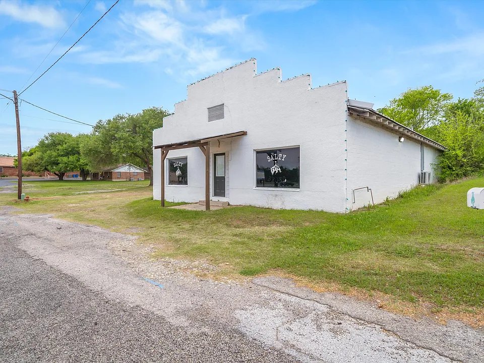 320 W Garland St #1