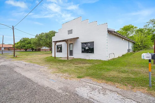 320 W Garland St #1 Photo 1