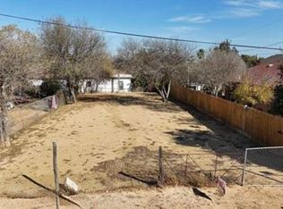 2818 Norton St, Laredo, TX 78046