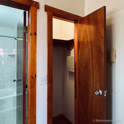 Rented by Washington Realty Corp. | media 15