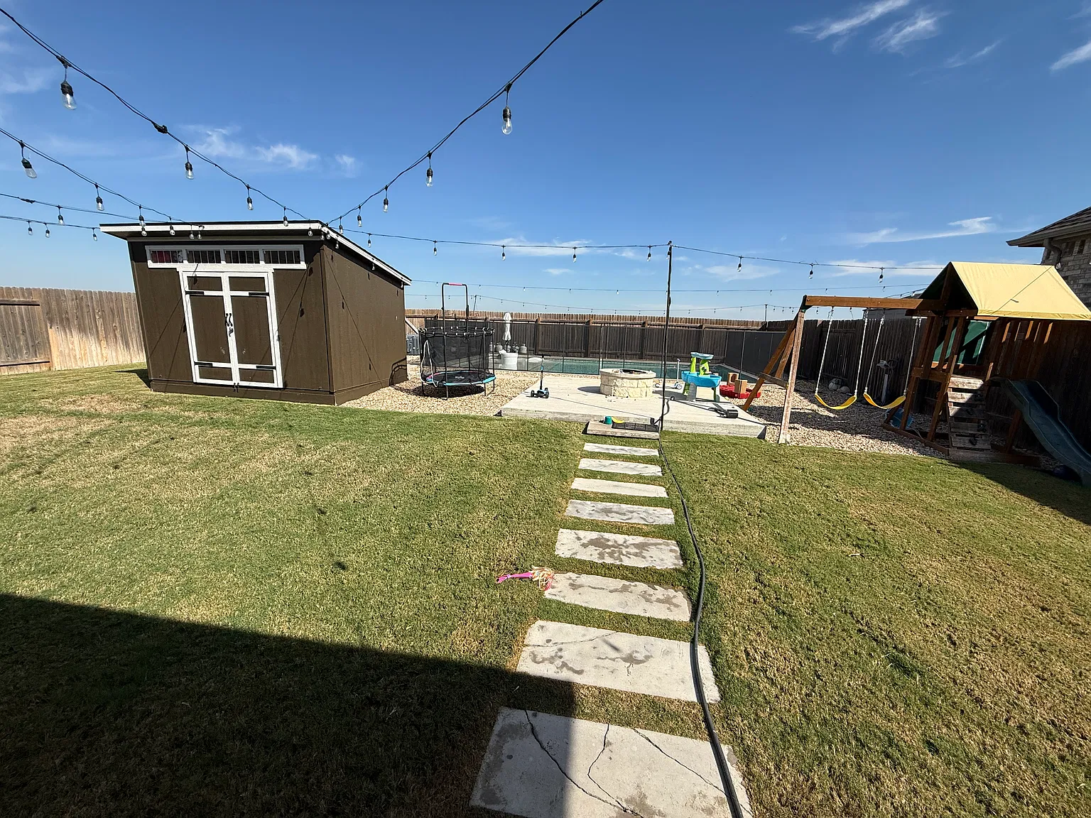 5 bed, 3276 sqft, $3,500 — Photo 3