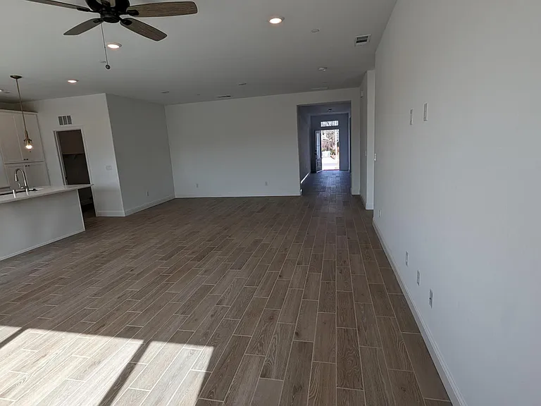 6683 E Liberty Ave — Photo 22