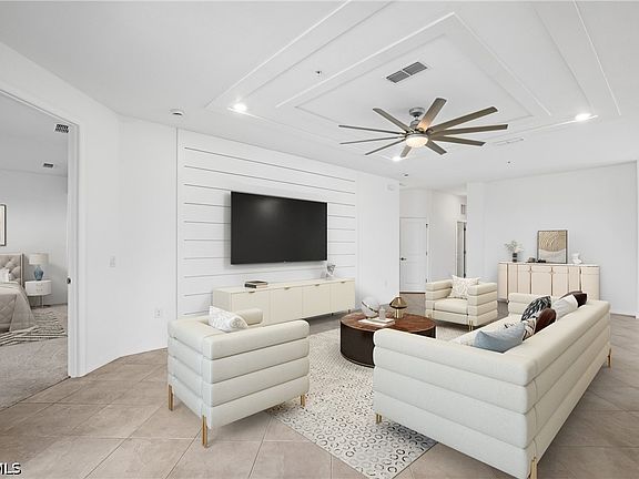 4th image of 15194 Bluffton Ln #1421