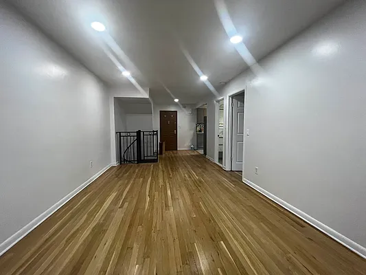 Rented by N & H Realty Group Inc | media 5