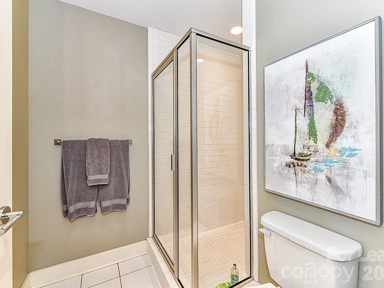 1133 Metropolitan Ave #613 — Photo 15