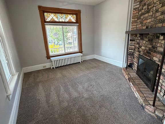 5th image of 4729 McCulloch St #1