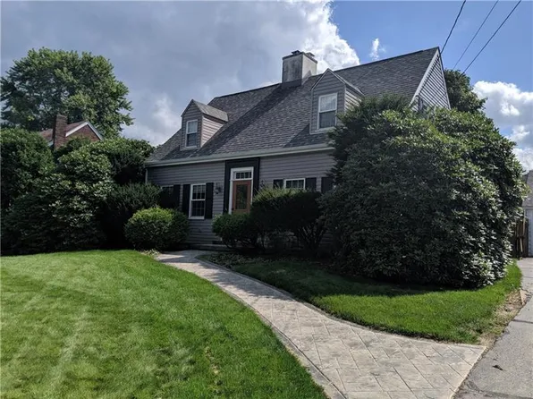 268 E Pike Rd, Indiana, PA 15701