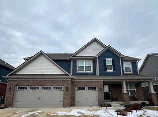 1986 McCormick Dr, Greenwood, IN 46143