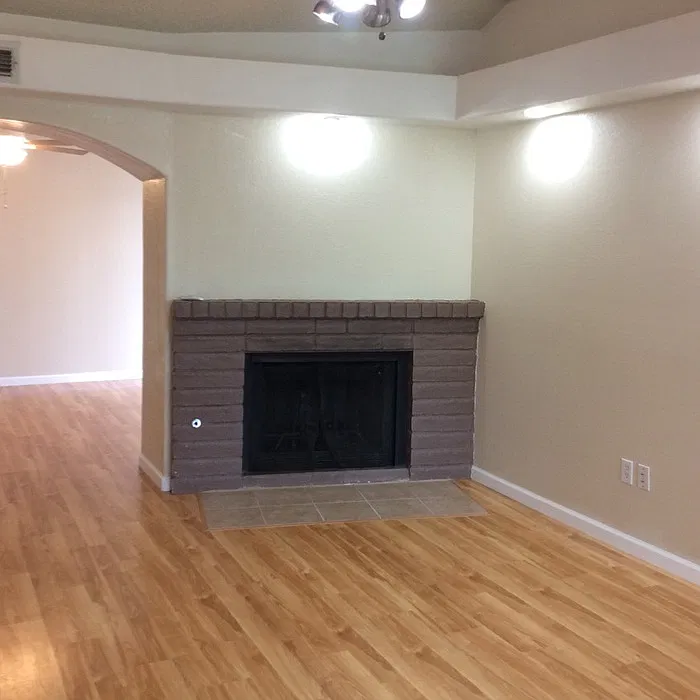 2 bed, 1.0 bath, 1061 sqft, $1,895 — Photo 2