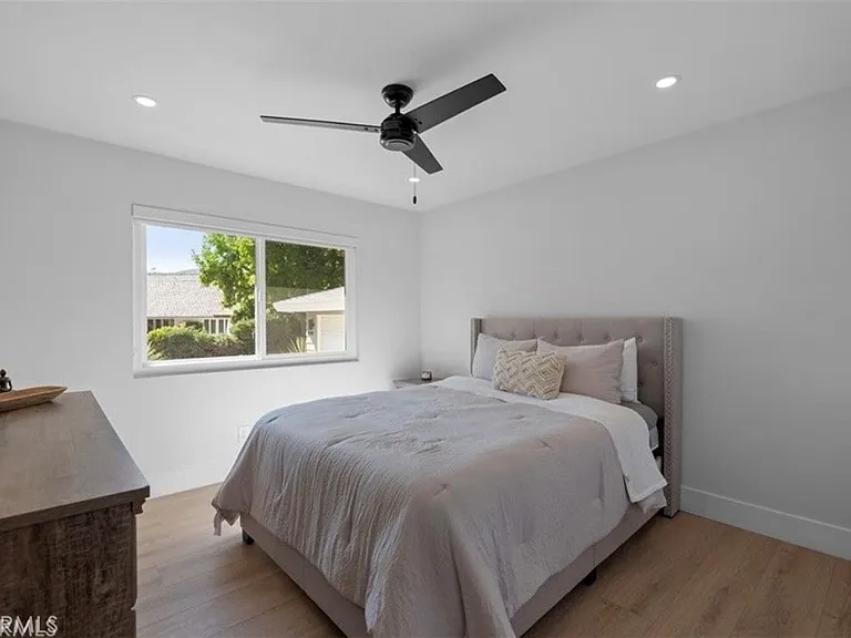 4240 Kingfisher Rd — Photo 15